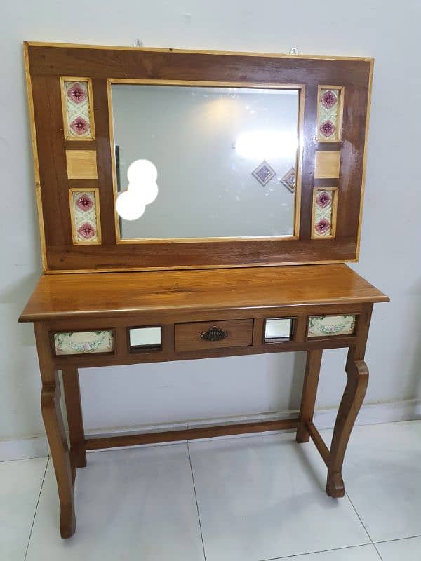 Console With Mirror 2