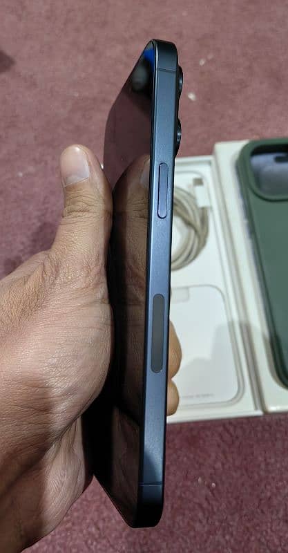 Iphone 15pro Max Blue Titanium 4