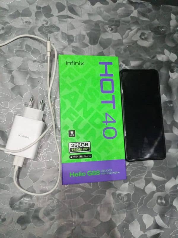 Infinix Hot 40 16/256 Lush Condition 0