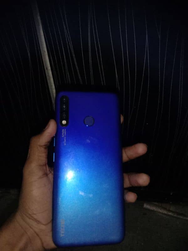 Tecno spark 6