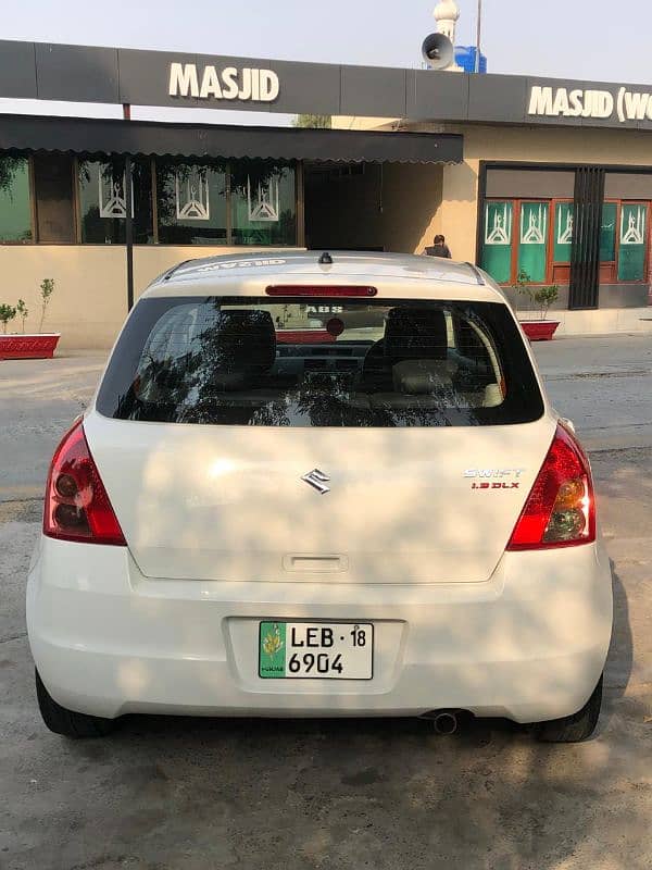 Suzuki Swift 2018 1.3 DLX 2