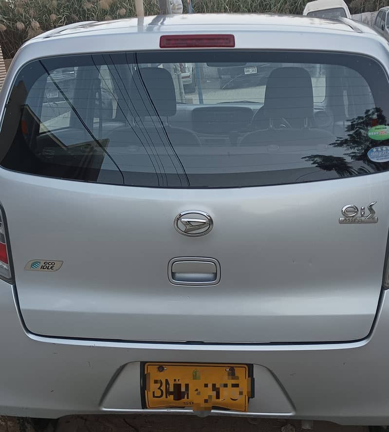 Daihatsu Mira 2015 1