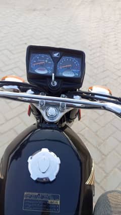 Honda 125 in brand new condition