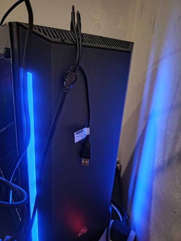 Custom Gaming PC 4