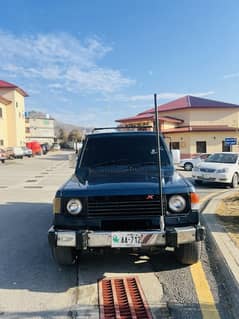 Mitsubishi Pajero 3 door 1986