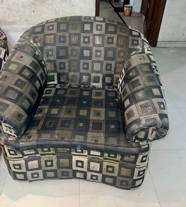 Sofa Set  three two one Seater available for Sale 3