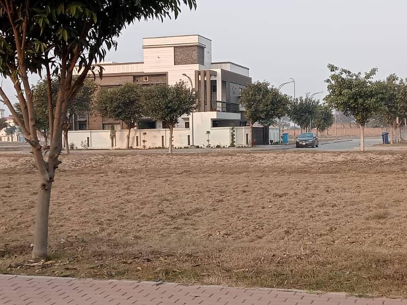 10 Marla Developed Plot in Bahria Orchard Phase 4 Block-G6 7