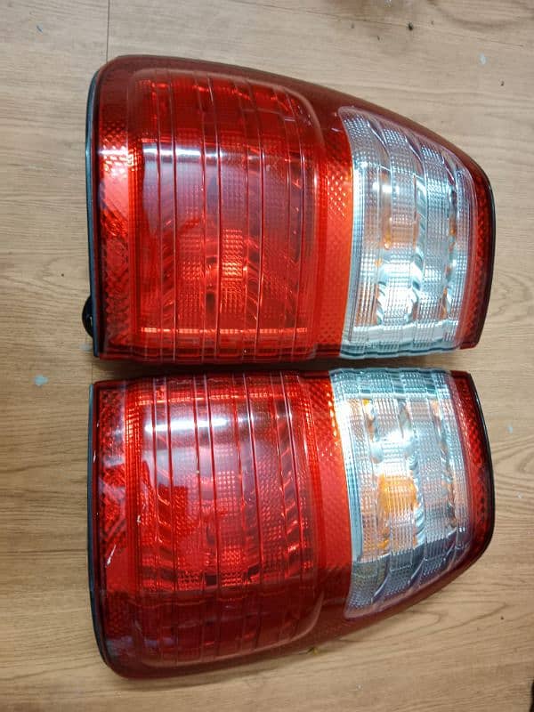 land cruiser LC 100 series tail lighs 2