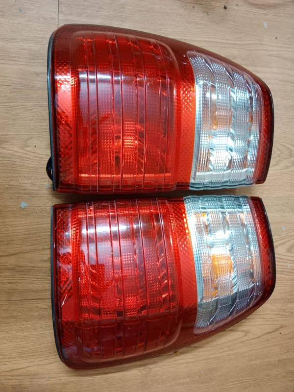 land cruiser LC 100 series tail lighs 3