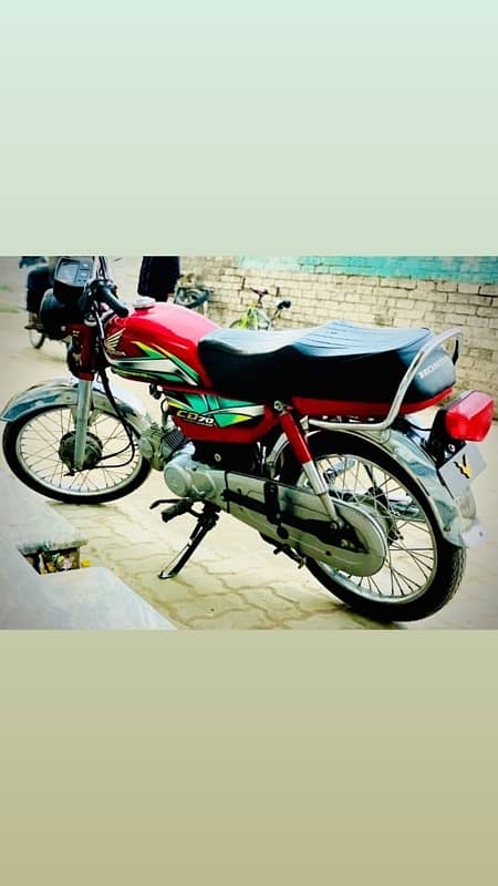 Honda CD70 RED 2022 0