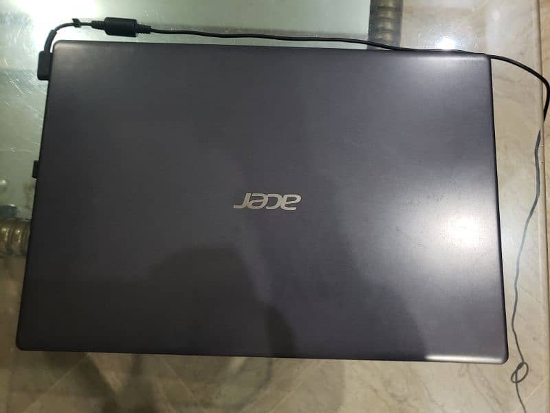 Acer Aspire A315 55G 1