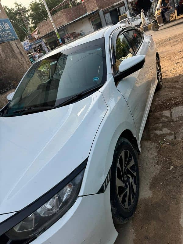 Honda Civic Oriel 2017 3