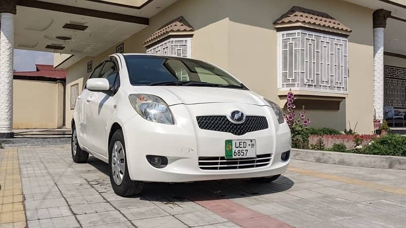 Toyota Vitz 2007 1