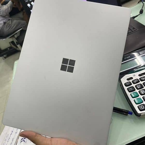 Microsoft Surface Laptop,  i7 7th Generation, 16gb, 512gbssd 1