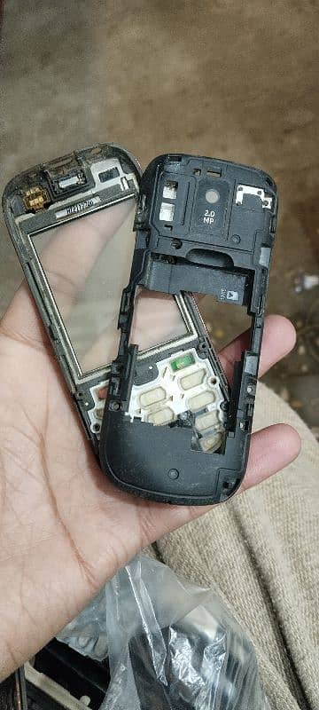 Nokia Asha 202 original front tuch and body 1