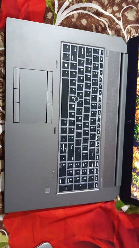 HP ZBOOK 17 G5 with i7 - 8th Gen 32 RAM 512 SSD. 6 GB GRAPHIC CARD 1