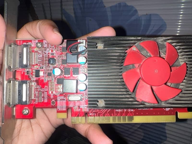 AMD Radeon R7 430 GPU best for gaming and productivity 1