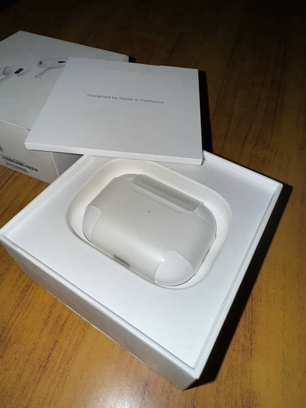 Apple Airpods Pro 2 (2nd Gen) UsZ 3