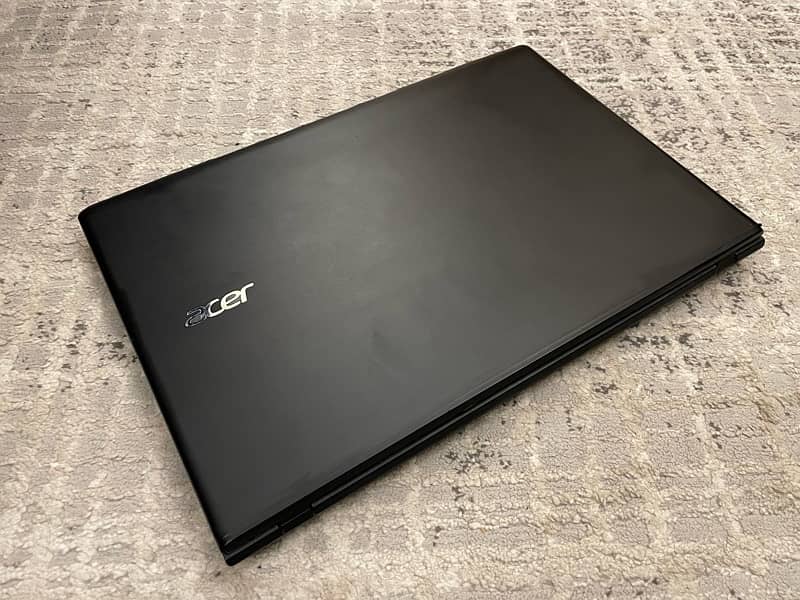 Acer Aspire E5-575 series 0