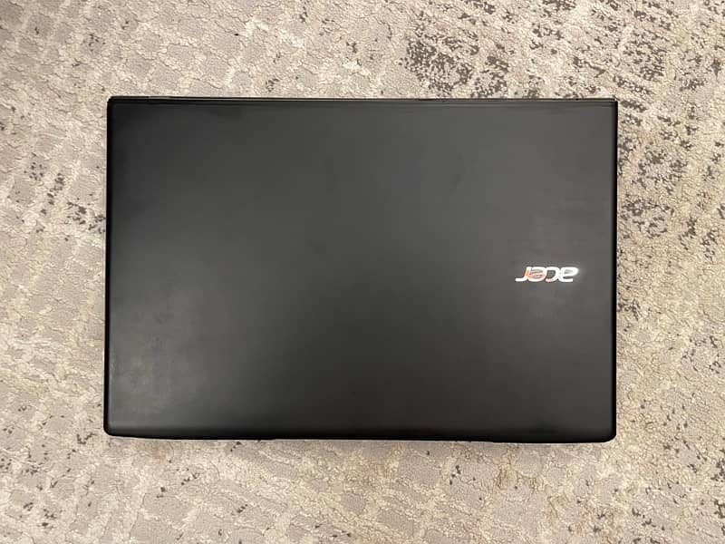 Acer Aspire E5-575 series 1