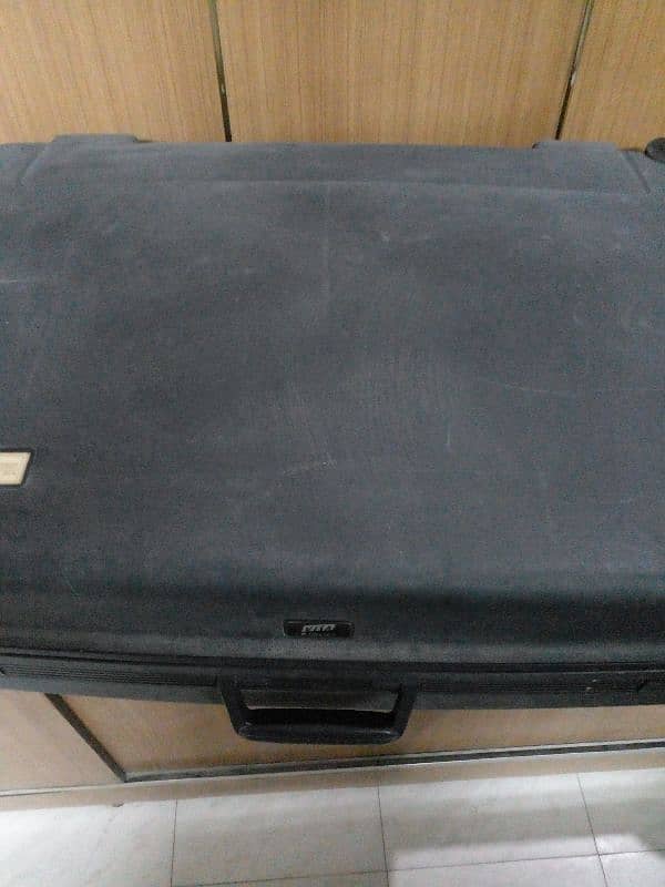 used suitcase 7