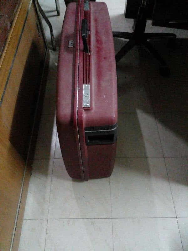 used suitcase 12