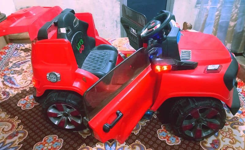 Big size KIDs Baby jeep car imported Good condition opening doors+digi 4