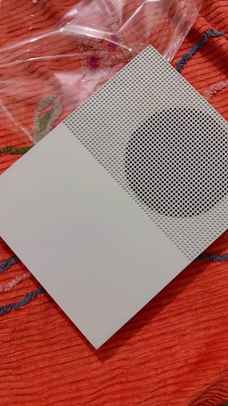 XBOX ONE S 4k 1TB JAIL BREAK WITH 12 Games With Box 3