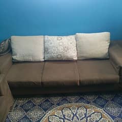 use sofa set 7 seater condition is very good