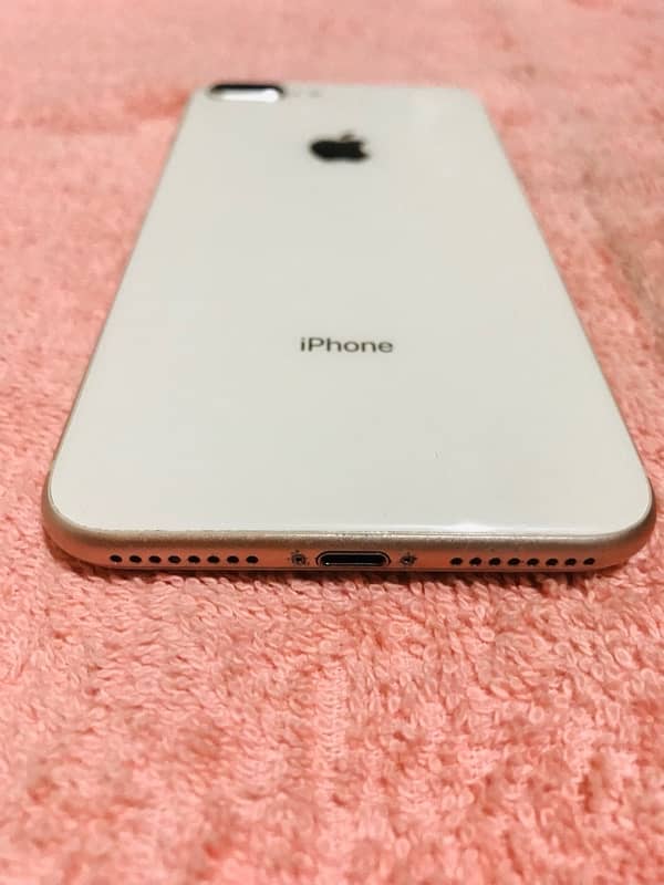 iPhone 8 Plus 64 Gb 7