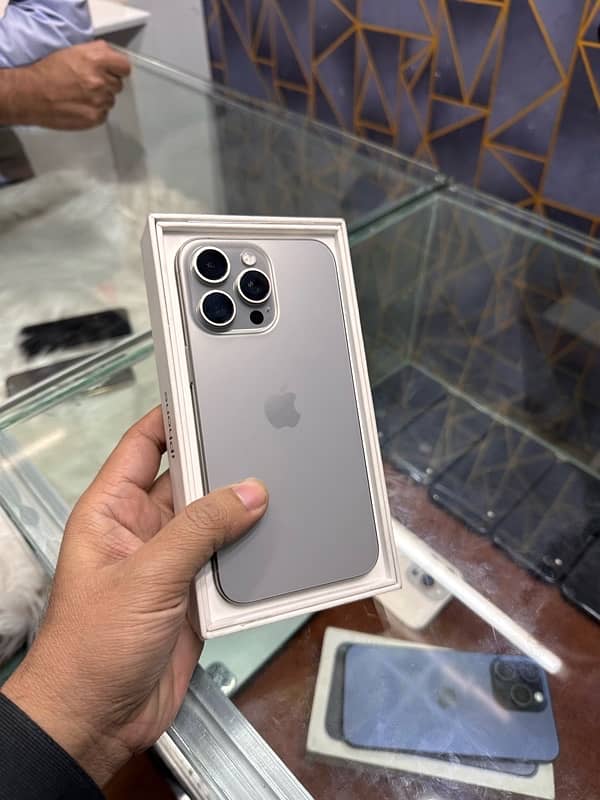 iphone 15pro max 256gb factory unlock 1