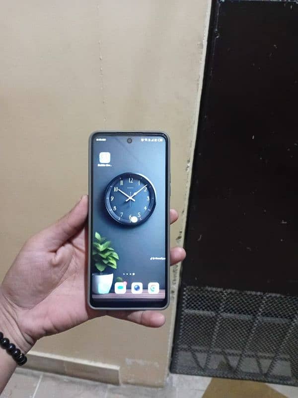 Tecno spark 10 pro 8+8/128 gb 2