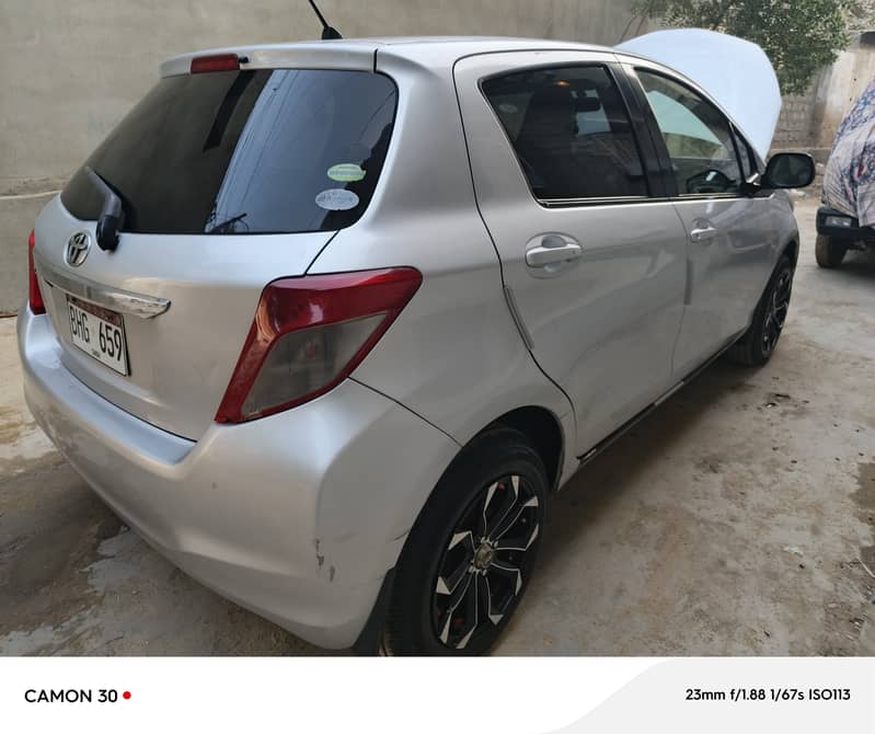 Toyota Vitz 2013 17 2