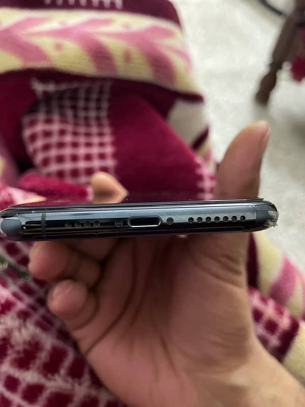 iPhone 11 Pro Max 512 GB PTA Approved 1