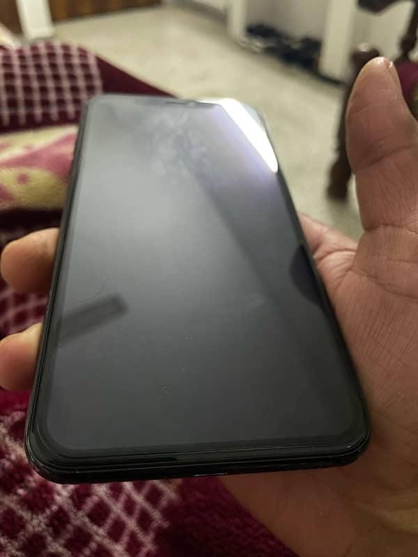 iPhone 11 Pro Max 512 GB PTA Approved 5