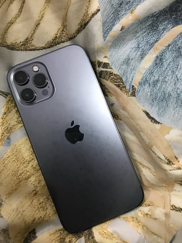 IPhone 12 Pro Max 1