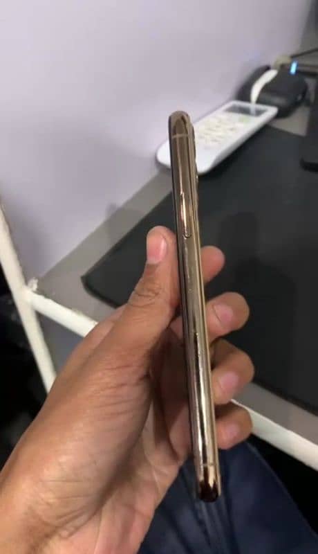 iphone 11pro 256gb non pta FU 6