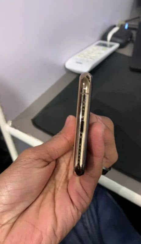 iphone 11pro 256gb non pta FU 7