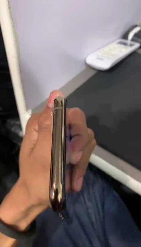 iphone 11pro 256gb non pta FU 8