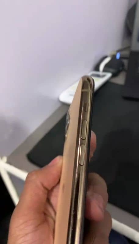 iphone 11pro 256gb non pta FU 9