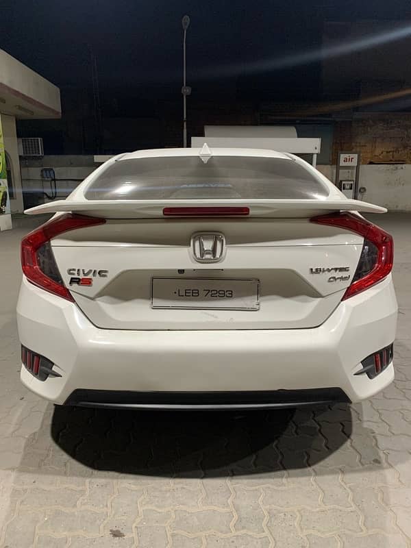 Honda Civic Oriel 2018 6