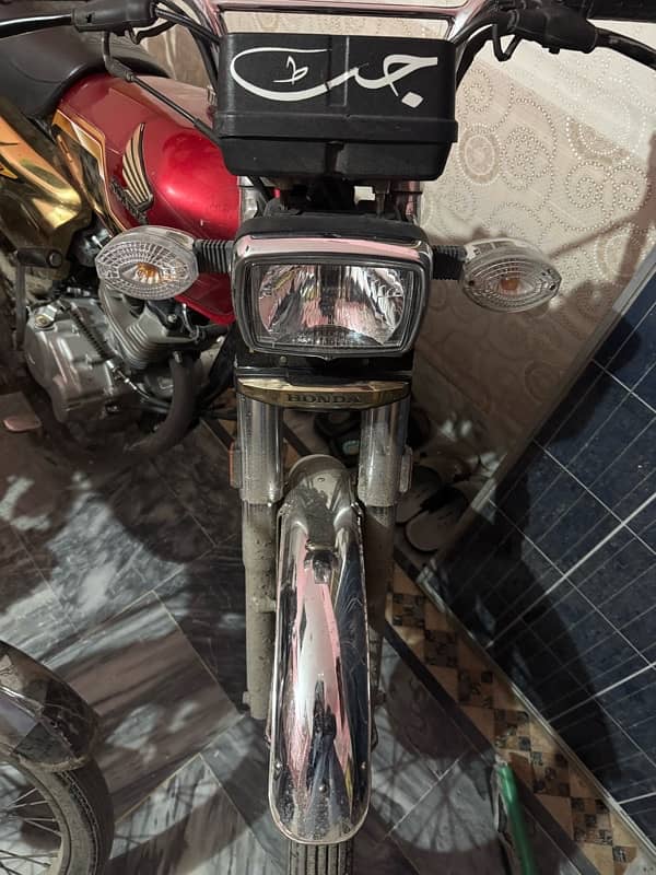 Honda 125 2024 4