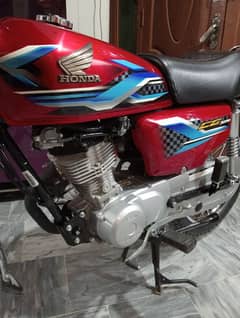 Honda 125 2024 Model New 10/10 Lush Condition