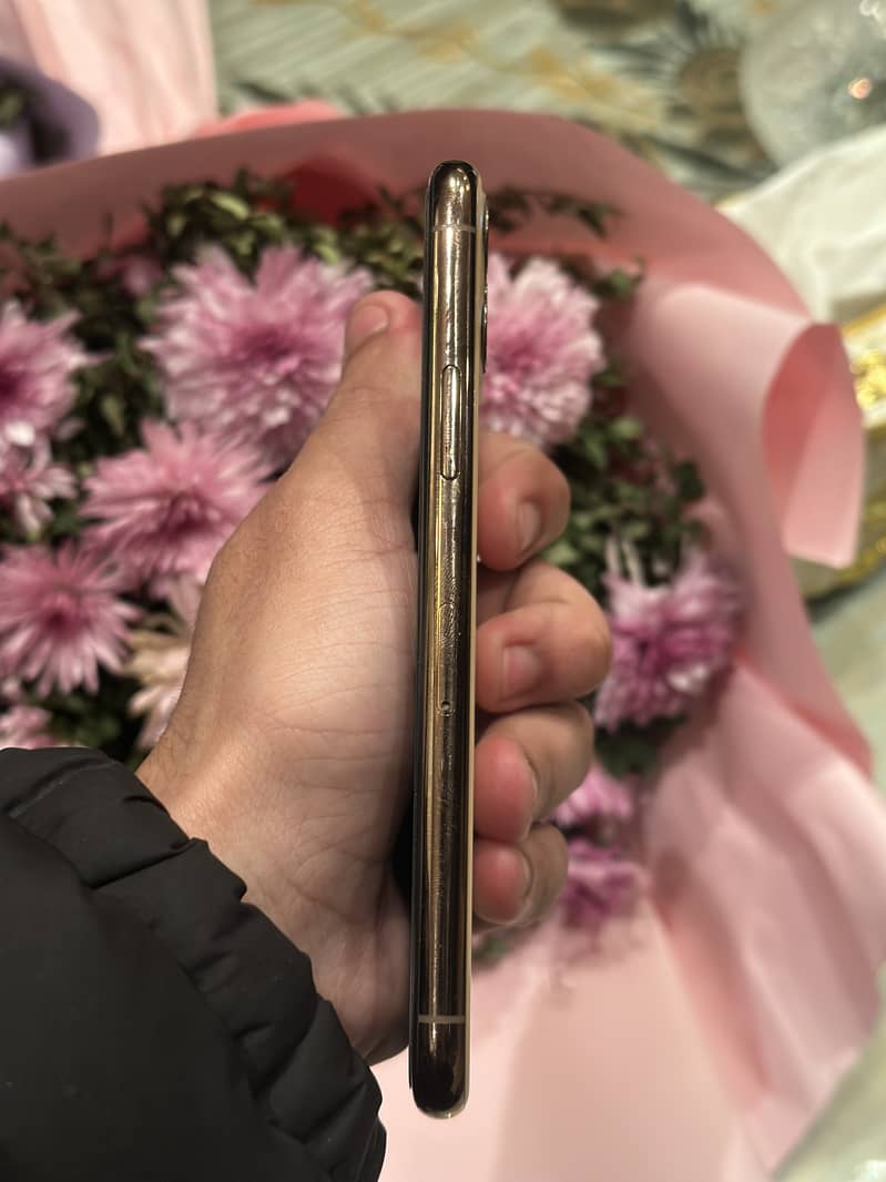 Iphone 11 pro pta approved 2