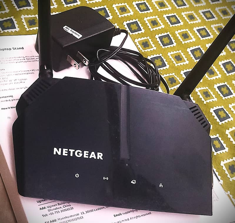 BEST OFFER… NETGEAR R6080 (AC1000) DUAL-BAND WIFI ROUTER! 4