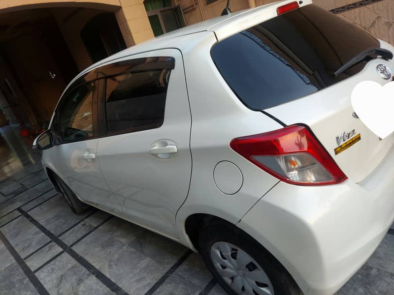 Toyota Vitz 2013 2