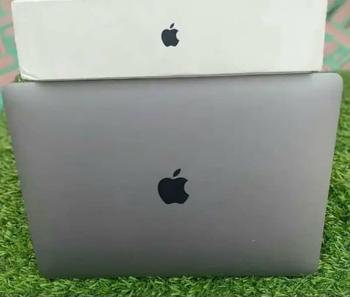 MacBook Pro Box with charger good condition 2017 WhatsApp(03274117805) 1