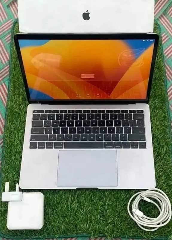 MacBook Pro Box with charger good condition 2017 WhatsApp(03274117805) 2