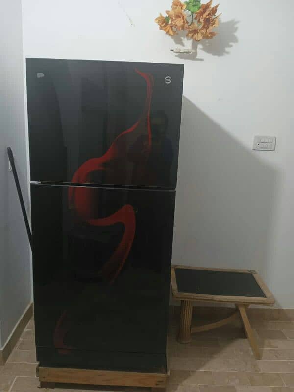 PEL REFRIGERATOR With Glass Door 0