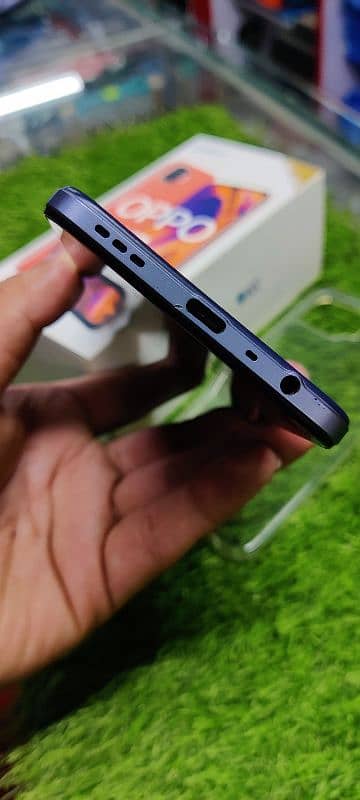 OPPO F17 8/128 , PTA approved , complete box 10/10 , Navy Blue 4